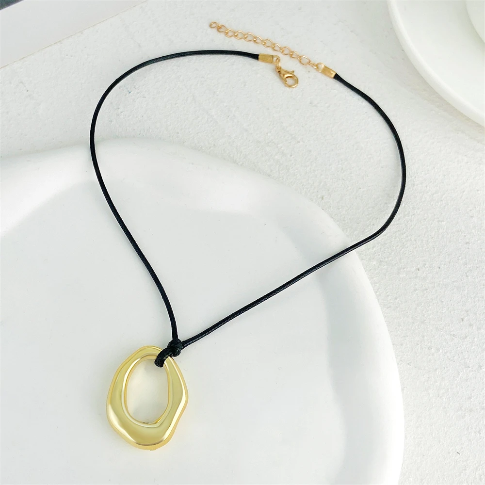 Collar de amor redondo Irregular para hombres y mujeres, collar de cuerda de forma ovalada geométrica de estilo coreano, accesorios de joyería, de: Color acero