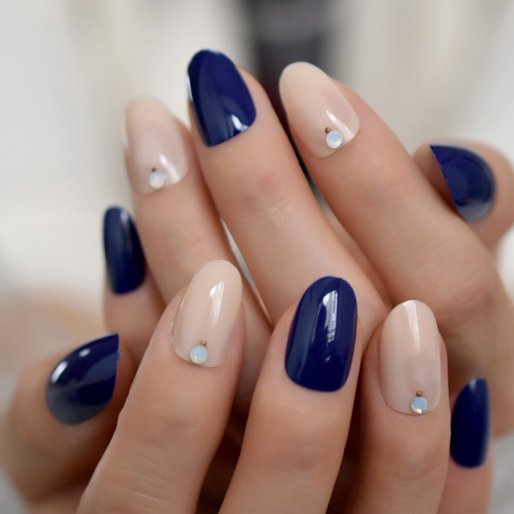 Codzienne sztuczne paznokcie krótkie średniej wielkości owalne prasy na paznokcie kolor manicure dekoracyjne porady z dżetów