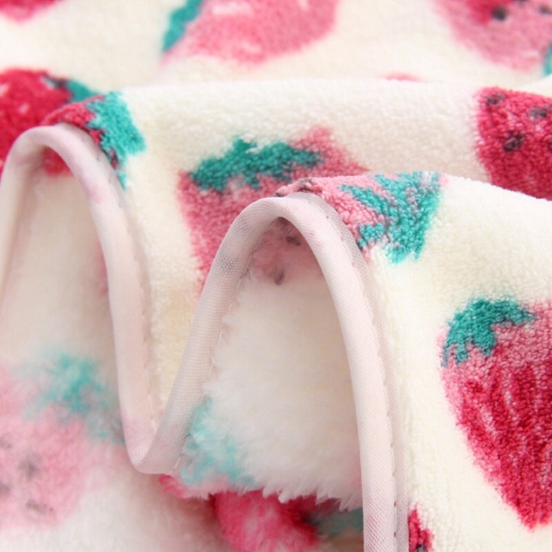Velvet Towel Strawberry Printed Cute Terry Bath Towel for Adults Kids Girls 35*75cm Face Hair Shower Towels Soft Absorbent Towel