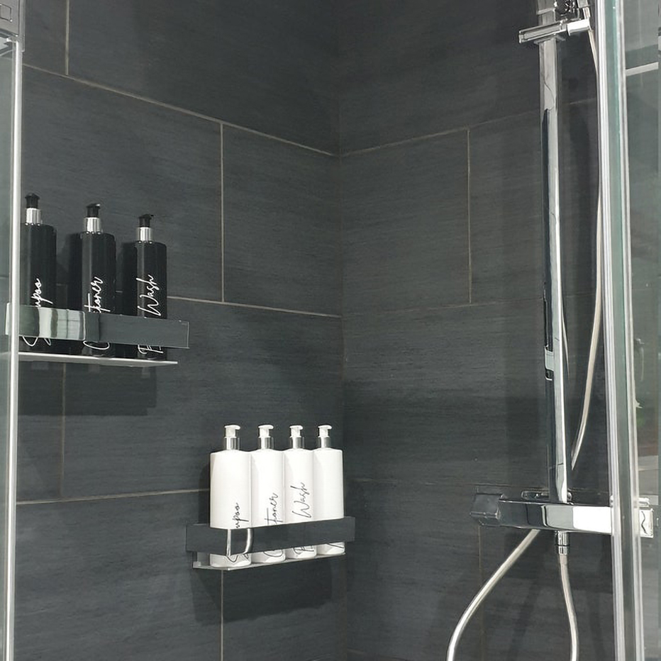 500ml bad flytende såpedispenser gjenbrukbar pumpeflaske sjampo balsam dusjsåpe flaske lotion oppbevaringsbeholder