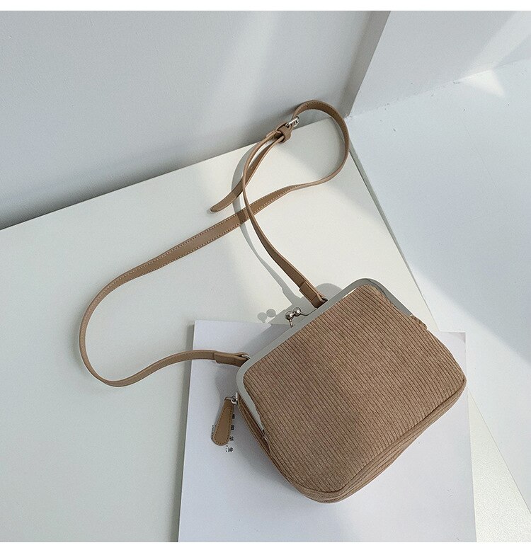 Mode Clip Shell Vrouwen Schoudertassen Handtassen Retro Corduroy Crossbody Bag Vrouwelijke Kleine Portemonnees Koppelingen Winter: khaki