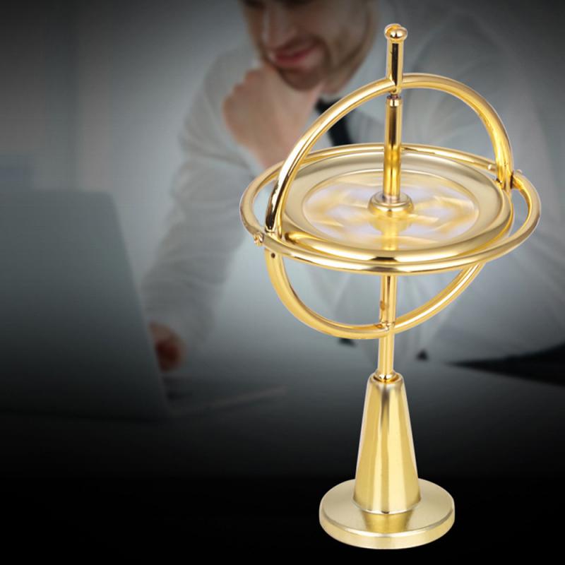 Klassieke Metalen Gyro Geweldige Prestaties Nauwkeurige Anti-Zwaartekracht Decompressie Educatief Speelgoed Vinger Gyroscoop Voor Decor Verjaardag