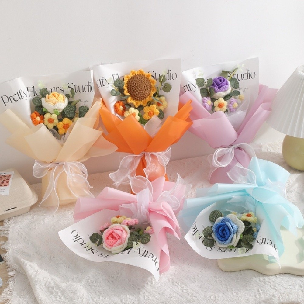 Ramo de margaritas rosas tejidas a mano de estilo coreano, hilo suave, arreglo de flores artificiales de colores vibrantes, tejido a mano