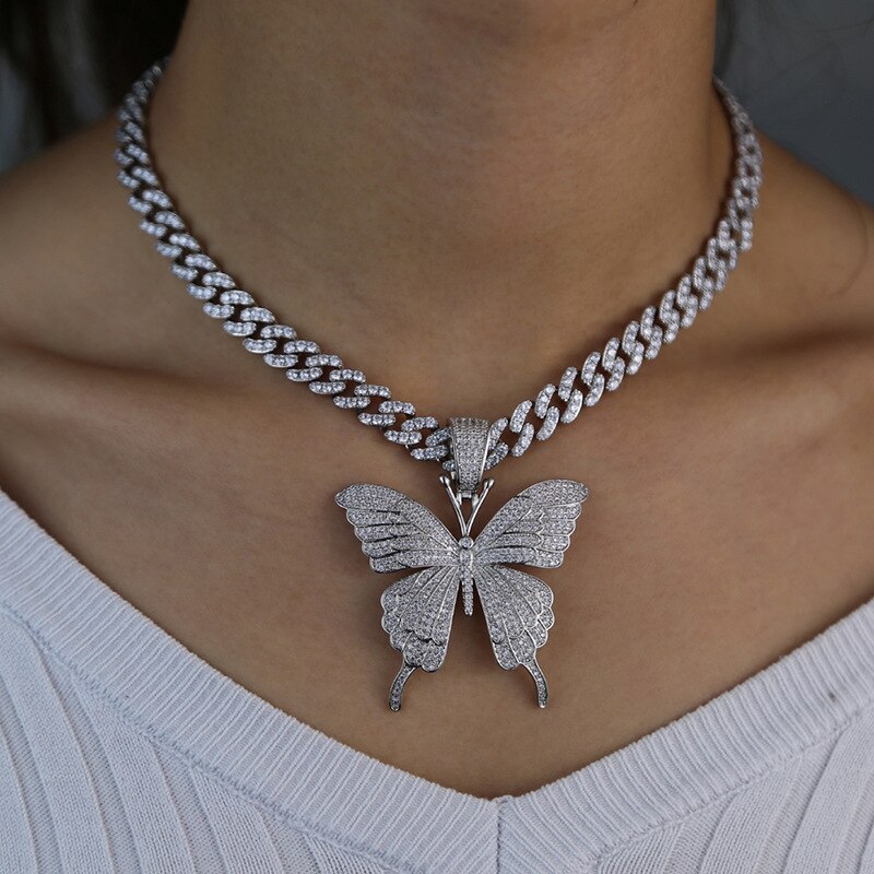 Colgante de mariposa KMVEXO rosa y transparente con cristal, collar de Hip Hop con cadena cubana de Miami Curb, de rapero, joyería para hombres y mujeres