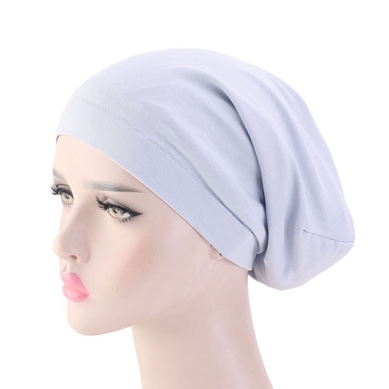 Kvinnor satin foder chemo hår keps elastiskt band nattsömn mössa cancer mössor kepsar huvudbonader hårstyling accessoarer: Ljusblå