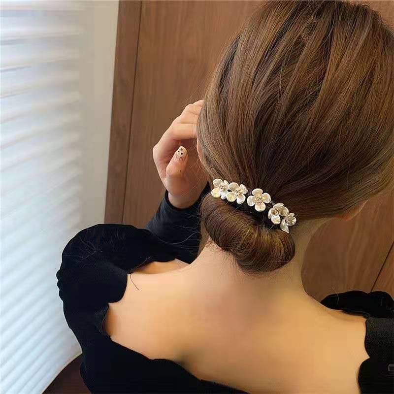Bigoudi coréen pour femmes, accessoires de coiffure, épingle à cheveux perle fleur élégante, chignon, outils de tressage de Hairgrip: jaune clair