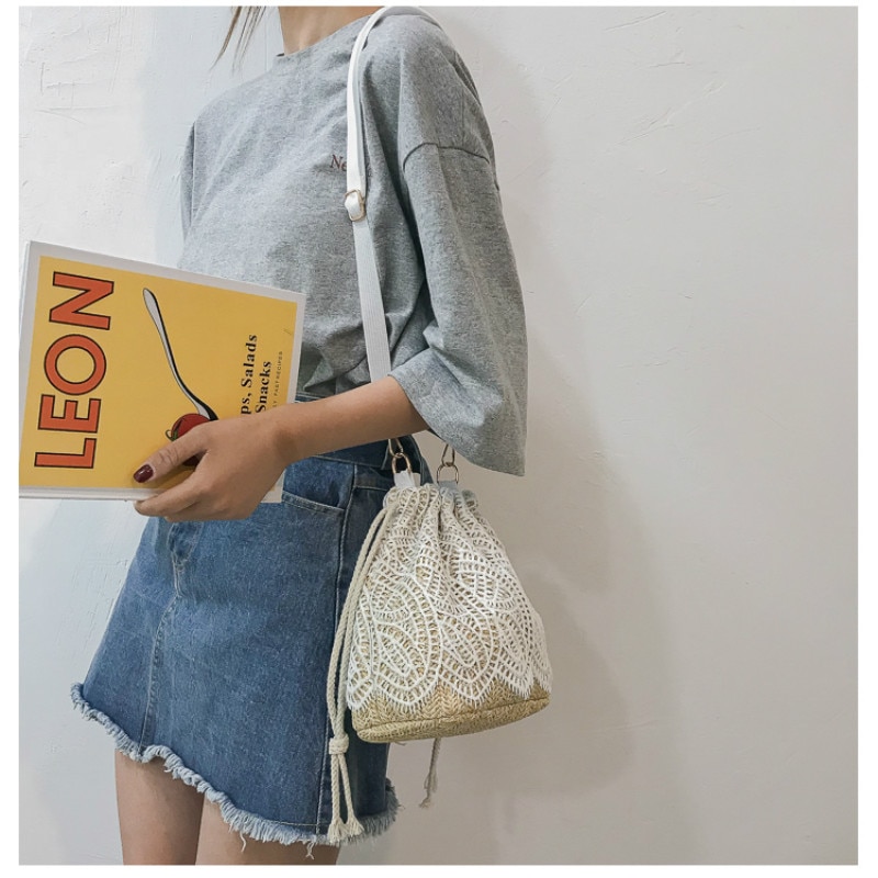 Style Totes Woven Rattan Bag Round Straw Shoulder Bag Small Beach HandBags Women Summer Messenger bag Circle Bohemia