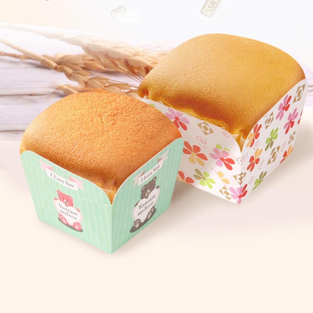 100pcs Paper Cupcake Cups Square Disposable Cake Cup Heat-resistant Dessert Bowls Mini Cake Box Party Supplies (Blue Dot)