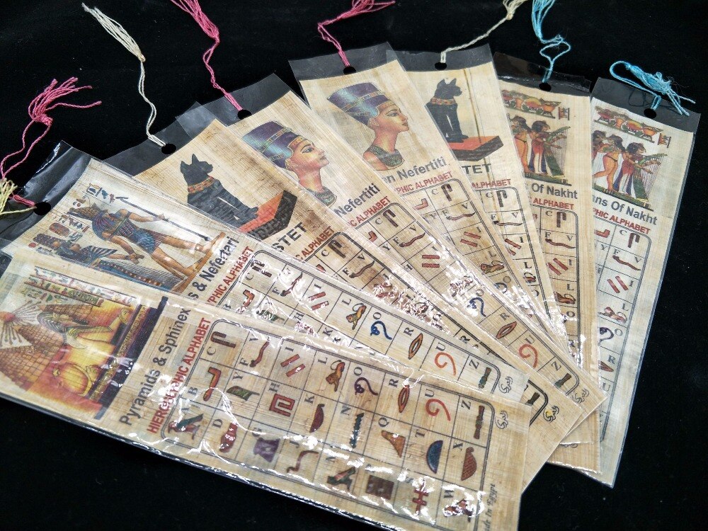 Egitto riporta papiro segnalibri l'alfabeto di Egiziano antico geroglifici consegna Casuale di modelli