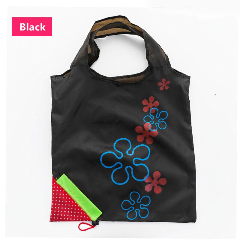 Eco Opslag Handtas Rose Bloemen Vorm Opvouwbare Boodschappentassen Herbruikbare Vouwen Kruidenier Nylon Grote Zak Leuke Tote Pouch 1 stuks: black strawberry