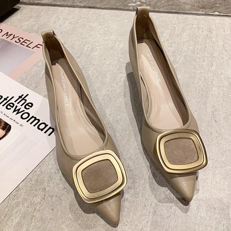 Damesko pumps sko spidse ensfarvede pu læder praktiske khaki slip-on fodtøj damesko