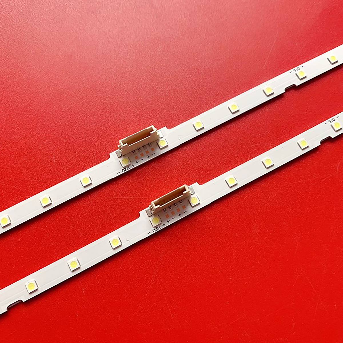 100% 2 stk./sæt led-strimler til 50 tv ue50nu ue50ru hg50nj bn96 45952a aot 50 nu7100f 2 x 38 3030c d6t 2 d 1 19 s 2p rev .v3