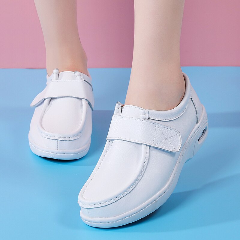 Coussin d'air hiver infirmières chaussures confortables femmes baskets médecin cuir supérieur femmes chaussures plates épais velours marche chaussures 39 40