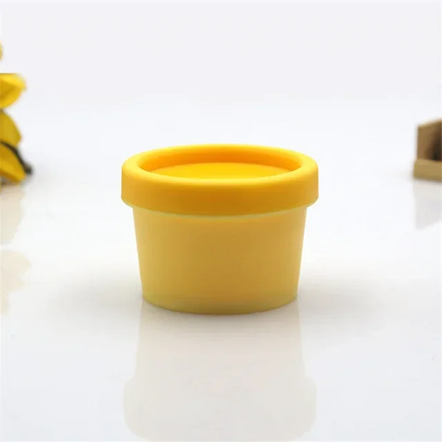 20Pcs 50/100ml Refillable Bottles Large Size Facial Mask Lotion Container Travel Face Cream Jar Cosmetic Box Cosmetic Containers: army green / 40ml