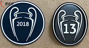 Madrid 2018-2019 conjunto crachá 13 UCL Campeão 2018 + Troféu UCL honra crachá: A set