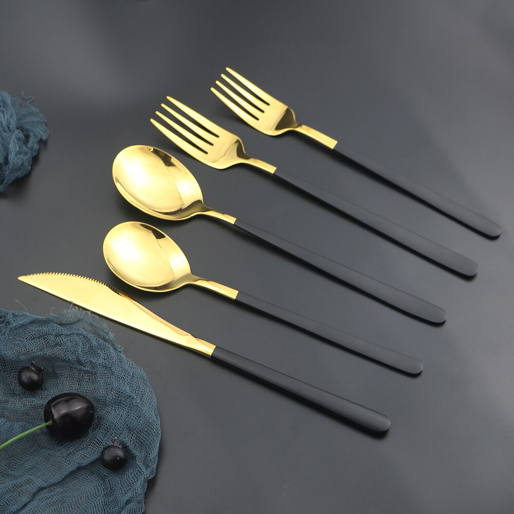 Acheter 4 pièces/ensemble couverts mat 18/10 acier inoxydable coréen  alimentaire Table fourchette couteau cuillère dîner ensemble vaisselle vert  or vaisselle ensembles