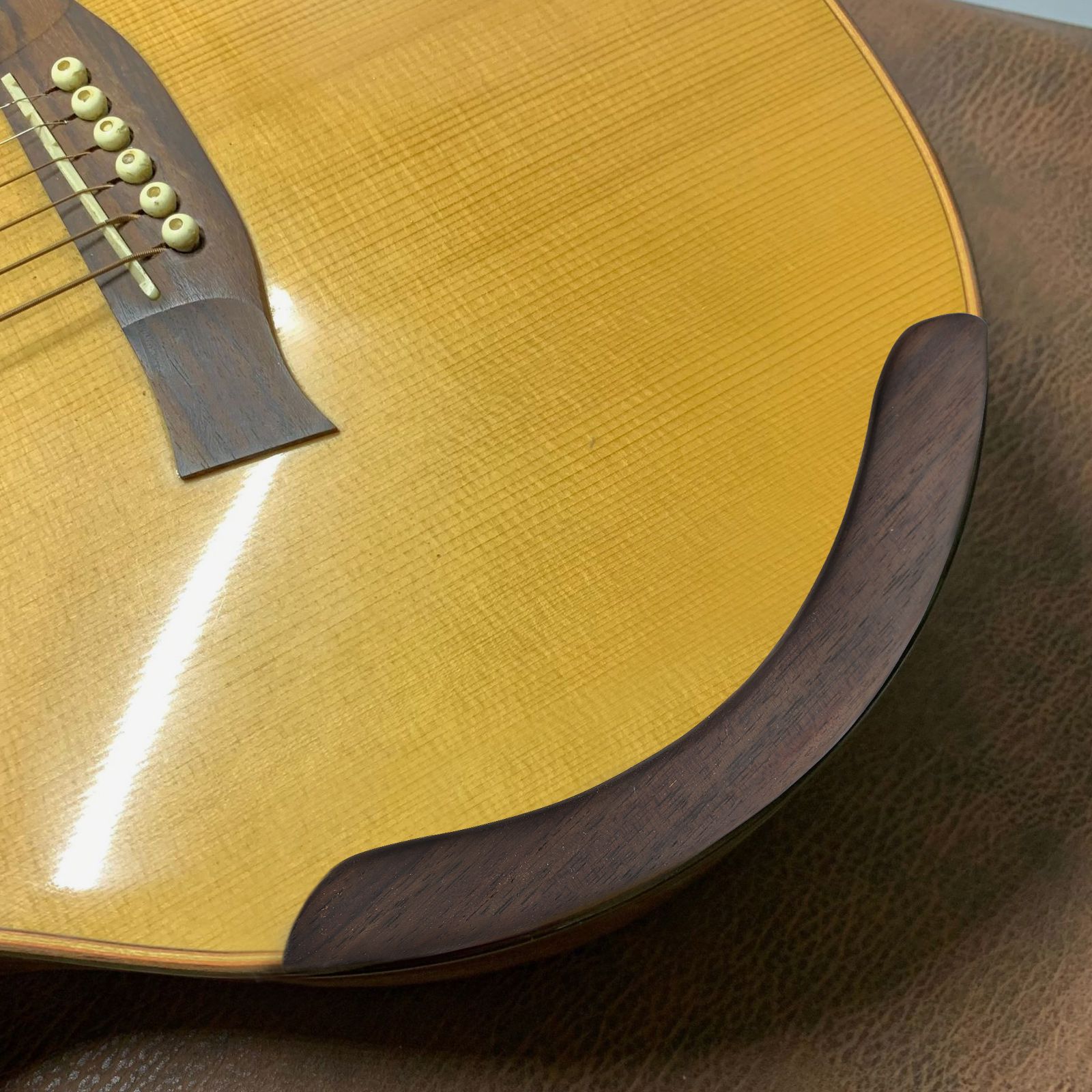 Reposabrazos para guitarra, reposamanos, accesorios para guitarra clásica acústica, protector de brazo de goma flexible, Panel protector sin marcas, fácil de usar