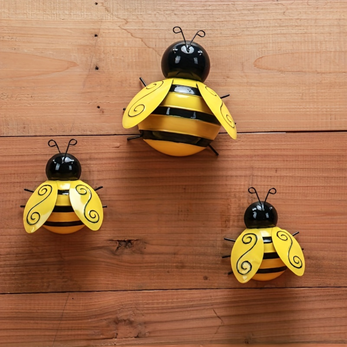 Wrought iron ornaments, wall decorations, outdoor courtyards, balconies, garden arrangements, fences, wall decorations, landscap