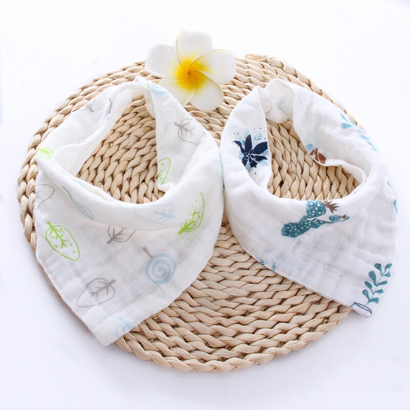 Mooie Baby Slabbetjes Jongen Meisje Bandana Water Absorberen Bib Burp Doek Driehoek Cartoon Katoenen Baby Sjaal Burp Dubbele Snap Baby accessoire
