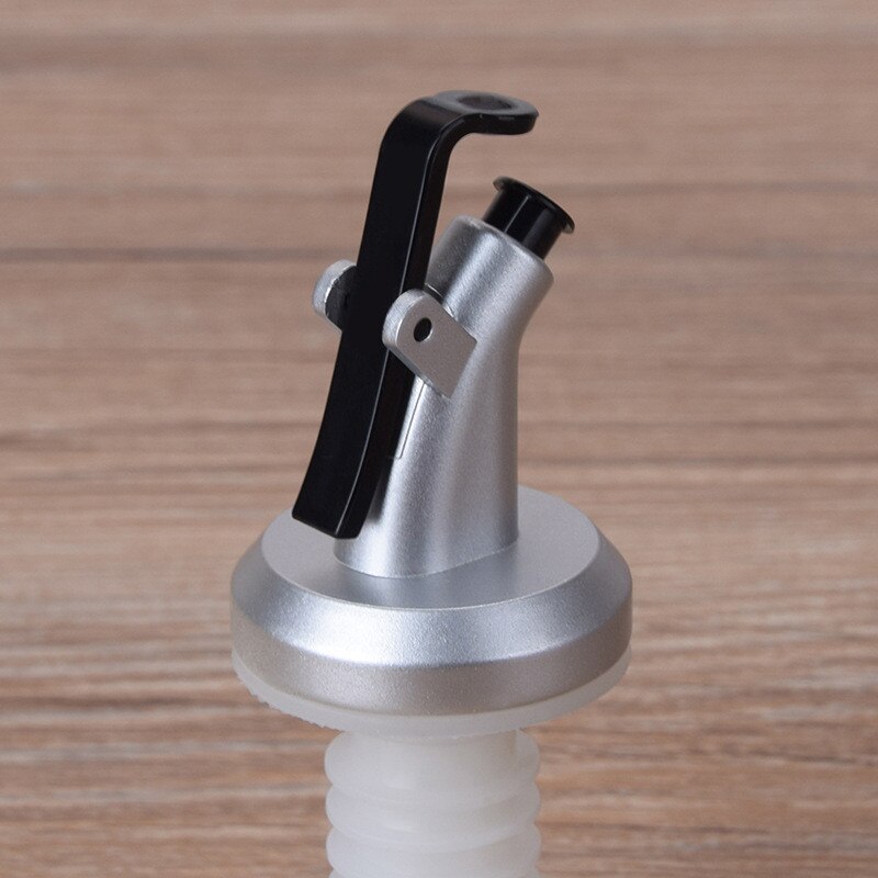 7 colores disponibles Tipo de empuje aceite de oliva del rociador de grado de alimentos cerradura de ABS sello de enchufe a prueba de fugas botella de aceite botella de tapón de Bar de cocina Gadgets
