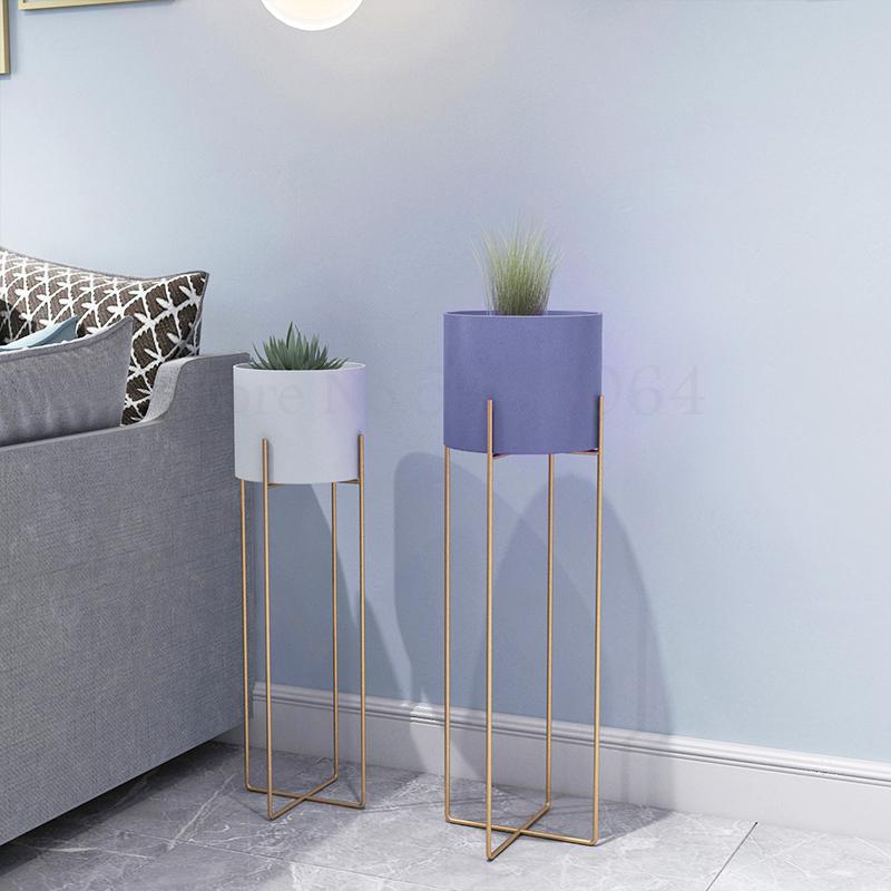 Nordisk gyldent smijern blomsterstativ enkelt innendørs stue gulv moderne minimalistisk blomsterpotte grønn dill stativ balkong