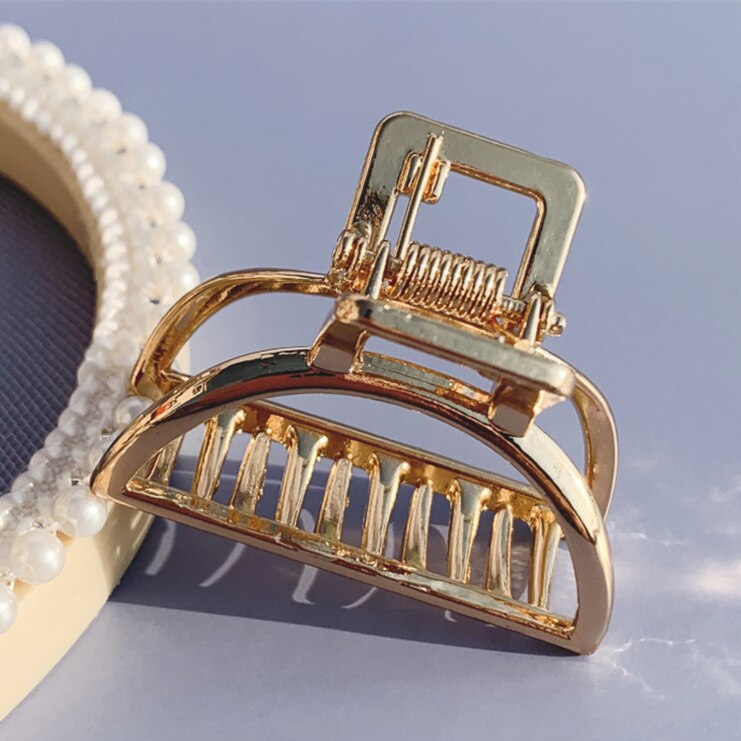 Women Girls Geometric Hair Claw Clamps Metal Hair Crab Barrettes Solid Color Hairpin Large Size Hair Accessories: Gold Small
