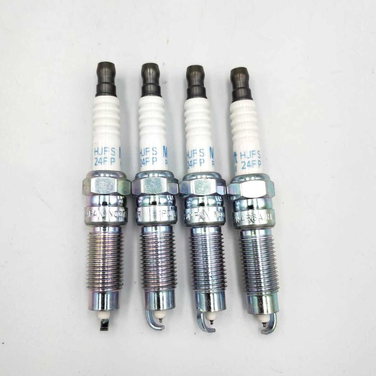 8 PCS SP-509 SP509 HJFS-24-FP Platinum Spark Plugs For Ford F250 Lincoln Mercur HJFS24FP