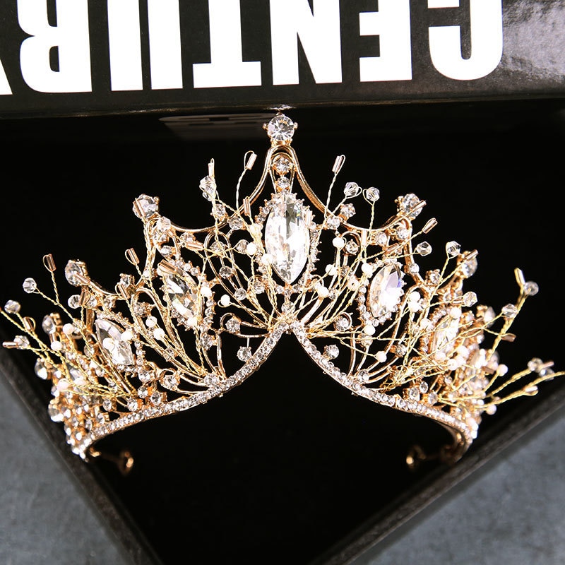 Vintage Sliver Golden Black Metal Luxury Witch And Prince Dancing Party Wedding Headpiece Crown Hair Accessories: Gold-color