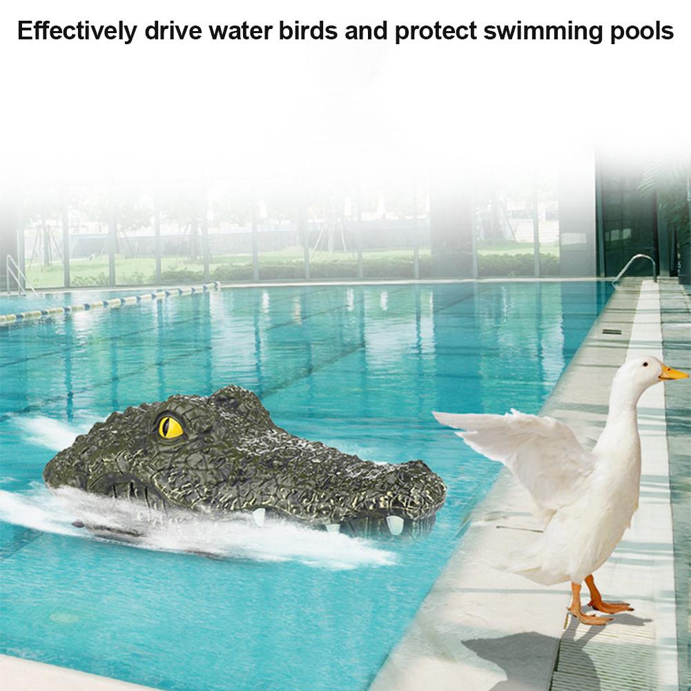 2,4G RC Krokodil Elektrische RC Boot Gag Lustige Spielzeug High-speed Wasserdichte Fernbedienung Wasserfahrzeuge Spielzeug für Sommer wasser Spaß