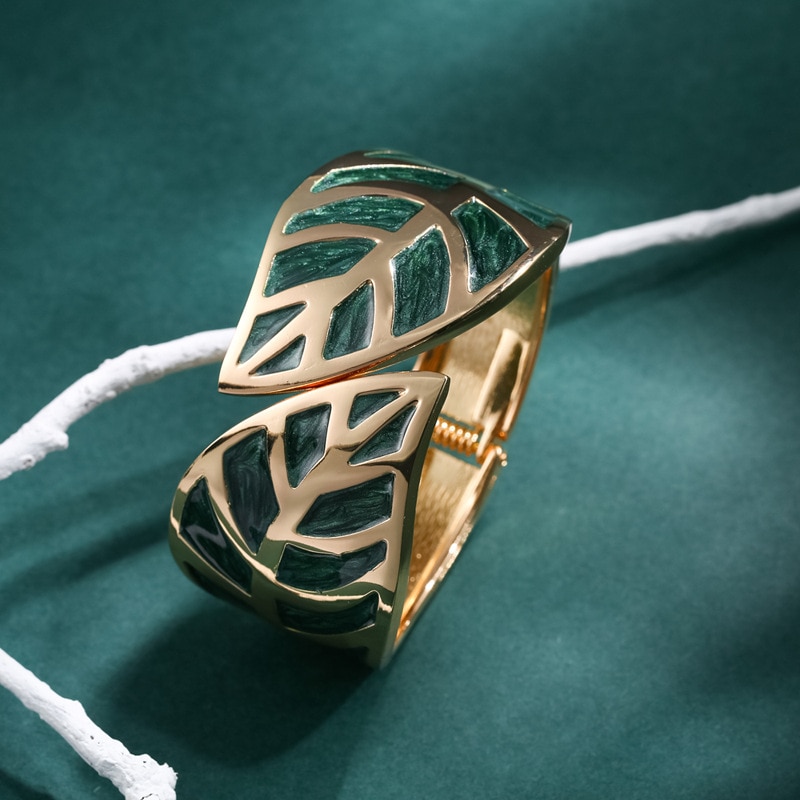Braccialetti e braccialetti a forma di foglia di metallo a olio gocciolante per donna Femme apertura regolabile Pulseira Feminina