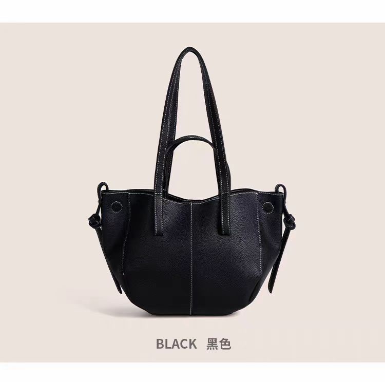 Handheld tote bag with large capacity, trendy and fashionable women's bag, niche and high-end single shoulder bag: black