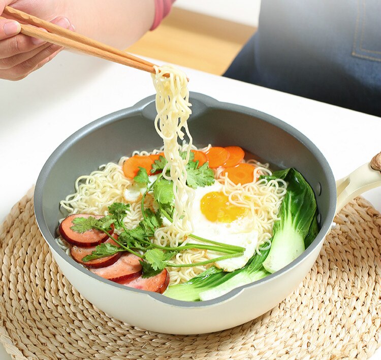 Multipurpose Heathy non stick pot domestic steaks cake flat frying pan super light Janpanese pattern cooking pots and pans set