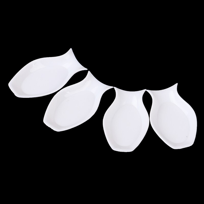 4Stck dauerhaft Mini Fisch bilden Lebensmittel Weiß Gerichte Geschirr Mini Puppe Haus Zubehör Puppenhaus Tabletts Platten Puppe Küche Spielzeug