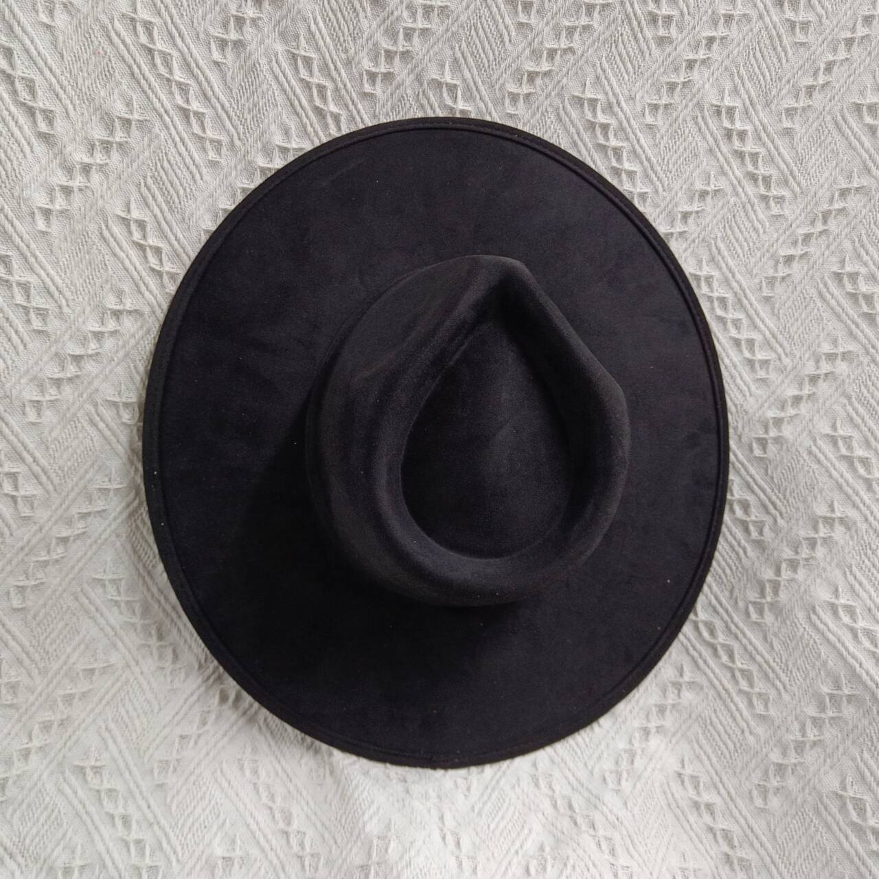 Europäische US Neue 9,5 cm Große Krempe Wildleder Zylinder für Frauen Männer Pfirsich Herz Top Jazz Fedora Hüte für Party Hochzeit Filz Kappe