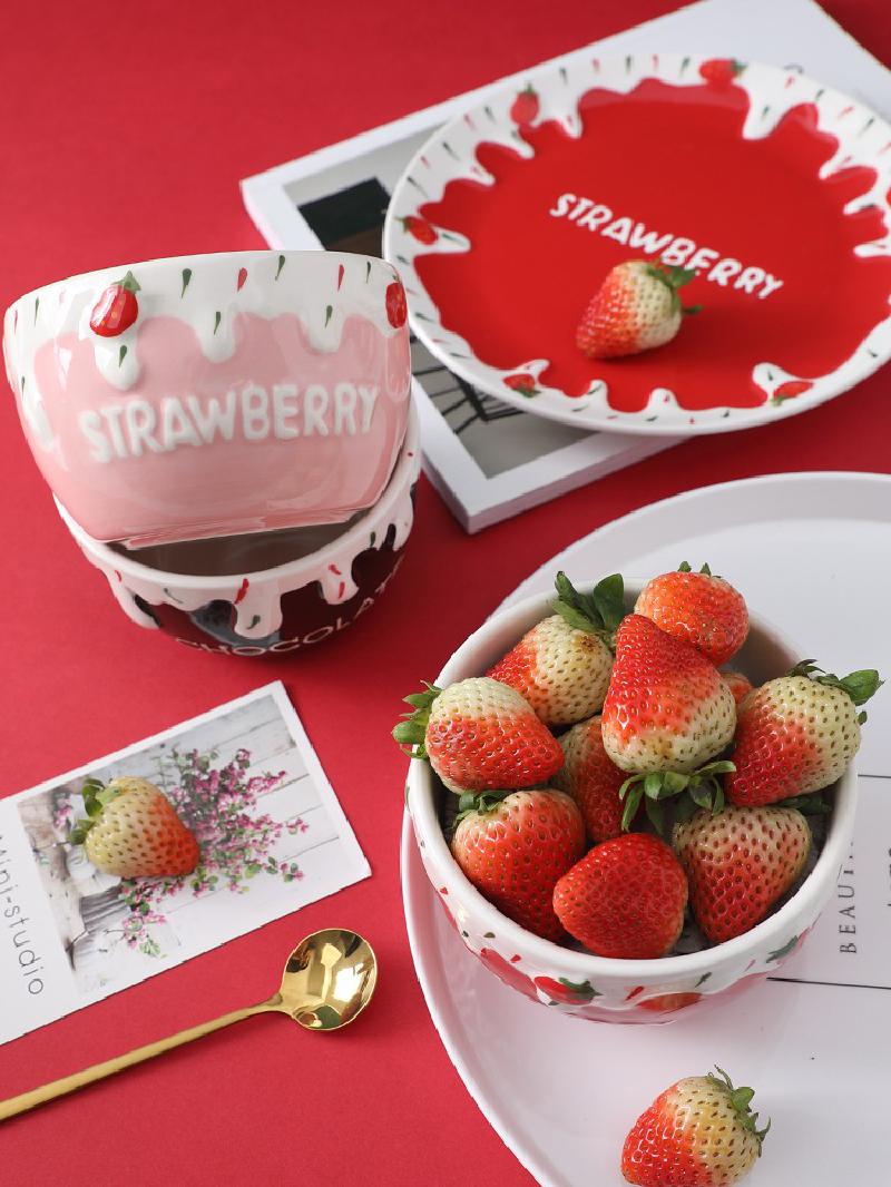 Cute Strawberry Ceramic Bowl Fruit Salad Bowl Yogurt Dessert Bowl Ins Tableware Rice Bowl Single Oatmeal Breakfast Bowl