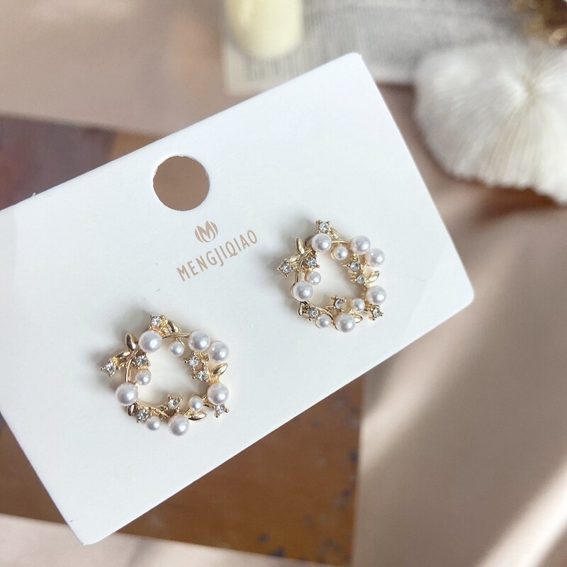 Nueva joyería de novedosa coreana, pendientes bonitos y frescos con forma de gota de aceite y flor, pendientes de cristal para mujer, de joyas de: Color dorado