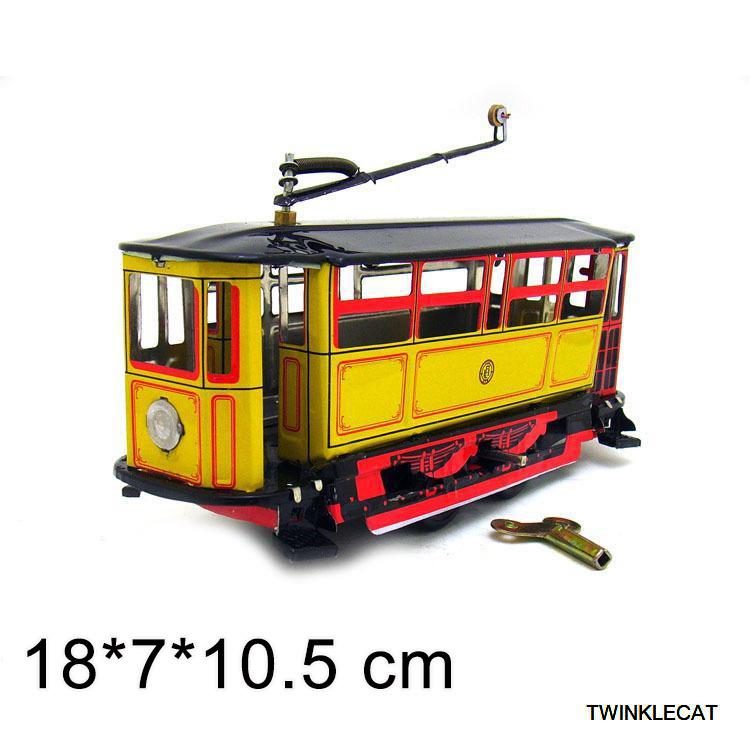 1PC Clockwork Car Toy Tinplate Tin Childhood Winder Cars Vintage Handmade Crafts Collection Figure Metal Wind Up Toys Model: MS638 Y