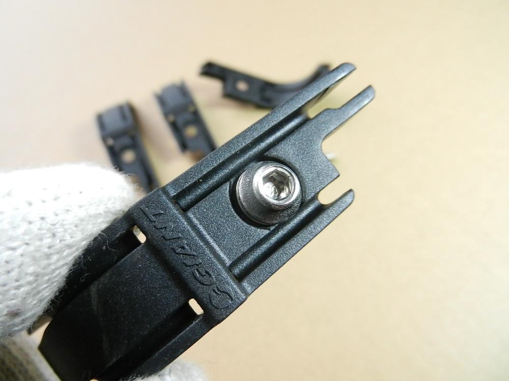 For Giant TCR/ADV PROPEL Road bike Bicycle bottom bracket Cable Guide BB 1pcs