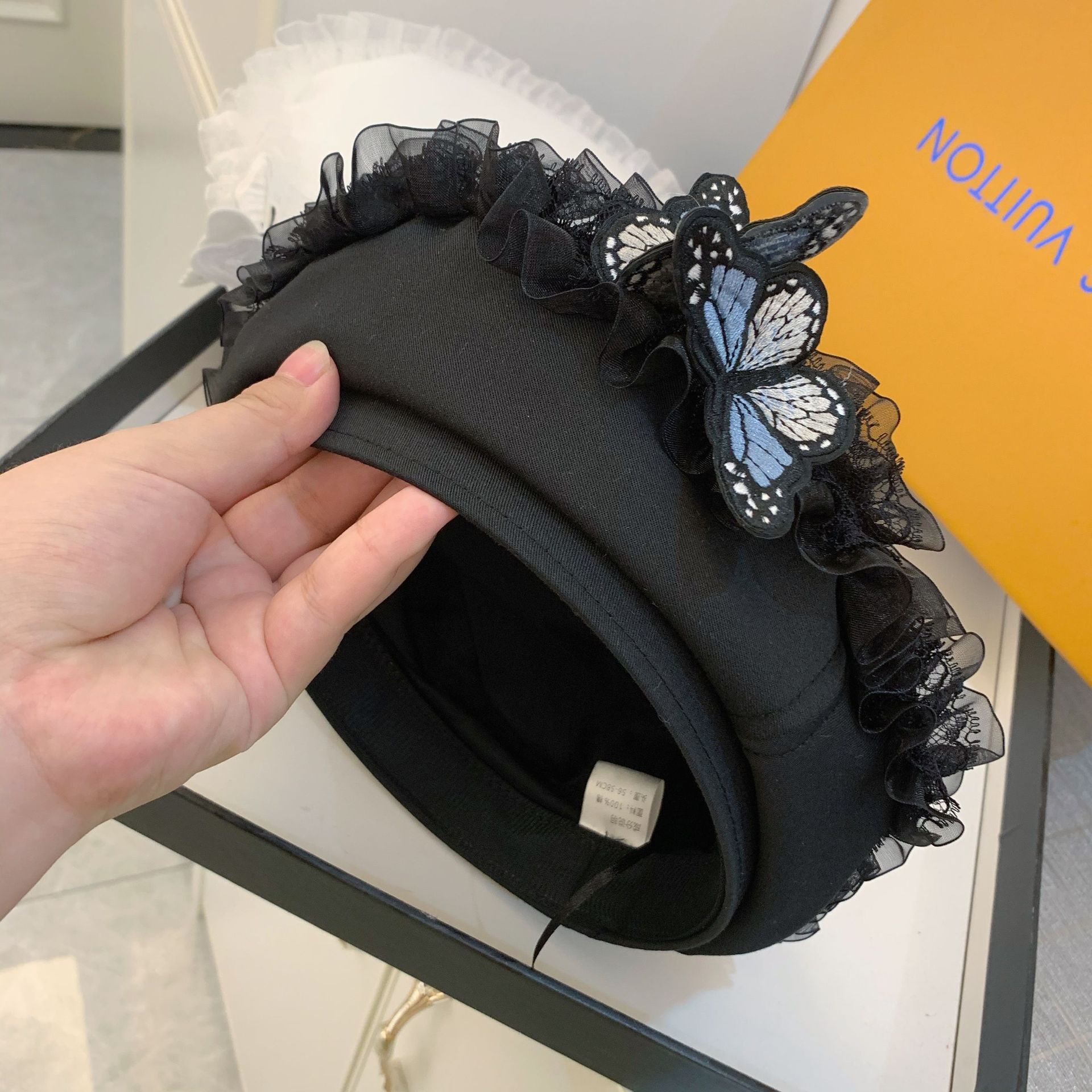 Lace Berets For Women Butterfly Female Berets Spring Summer Girls Cute Black Berets: BLACK