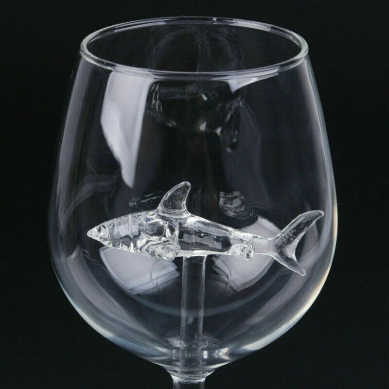 UK Red Wine Glass Built-in Shark Goblet Whiskey Glass Dinner Decorate