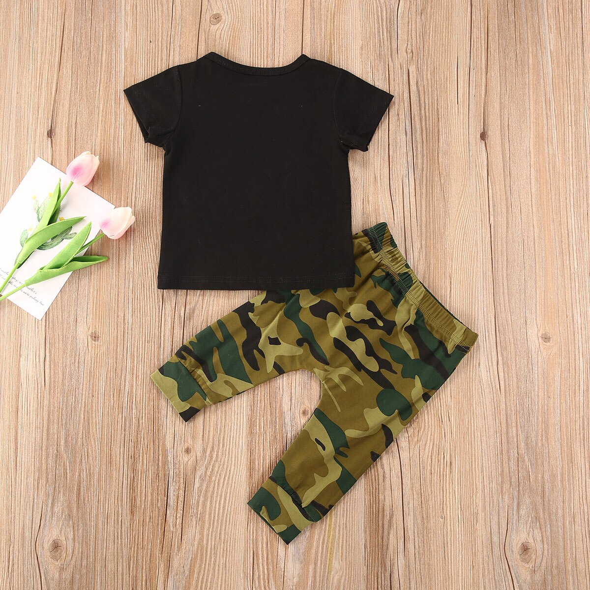 Peuter baby jongens katoenen korte mouwen t-shirt kinderen letter bedrukte top zomer camouflage broek outfit set