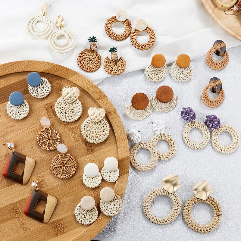 AENSOA Fashion Handmade rattanowe dzianiny spadek kolczyki unikalne 2021 lato wisiorek kolczyki geometryczne dla kobiet Party biżuteria prezent