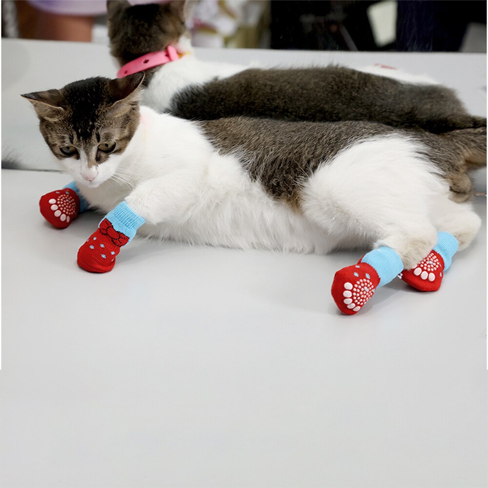 Anti-Slip Pet Hond Sokken Gebreide Sokken Kleine Kat Honden Winter Sokken Chihuahua Dikke Warme Poot Protector Hond Sokken booties Accessoires