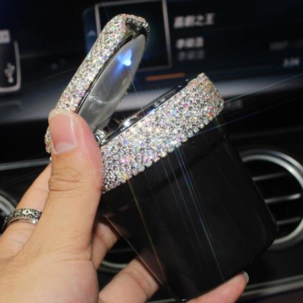 Draagbare auto-asbak met led-lichtjes en bekerhouder met strass-steentjes