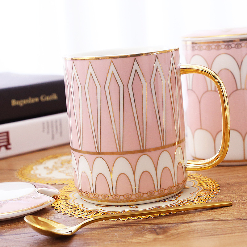 Licht Luxe Keramische Mok Europese stijl Keramische Cup Grote Capaciteit Water Glas Gouden Keramische Paar Koffie Melk Cup Theekopje