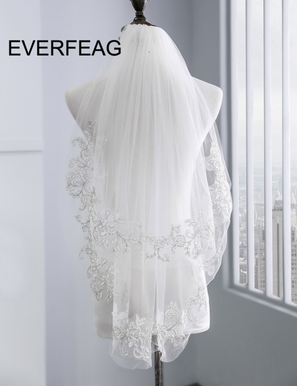 spitze Zwei Schicht Kurze Hochzeit Schleier Mit Kamm Weiß/Elfenbein Braut Schleier Perlen Schleier