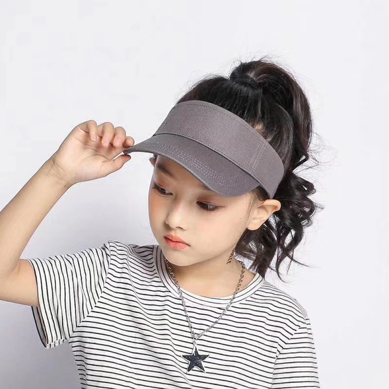 Solskærm hat hætter til børn børn solbeskyttelses hat til drenge piger justerbar: Grå