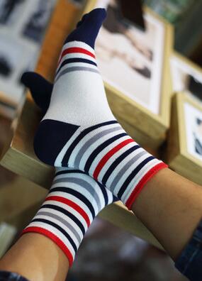 Automne et hiver hommes garçons doux couleur dessin animé cinq doigts orteil chaussettes hommes coton chaussettes hommes chaussettes: 11