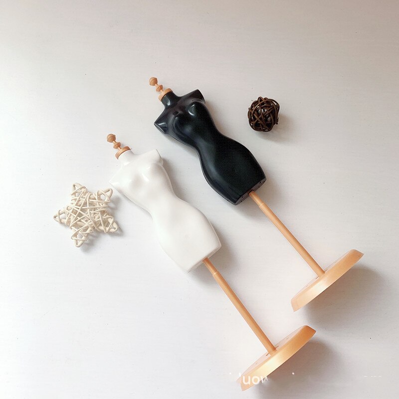 Mannequin porte-vêtements de poupée 30cm, Mini robe de mariée modèle d&#39;armoire porte-jupe Miniature Support 5 pièces, 1/6