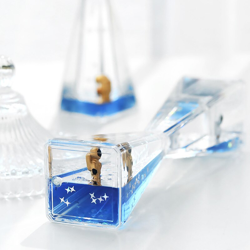 Spaceman Astronaut Floating Liquid Oil Acrylic Hourglass Liquid Visual Movement 3 min Hourglass Timer Home Decoration